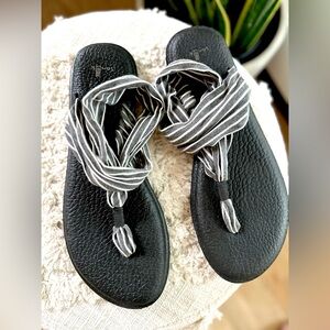 Sanuk Yoga Mat Sling Women's Flip Flops Gray/White Striped Sandals Size 11